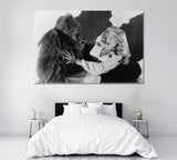 Retro Snapshot Terrified Woman Attacked by Gorilla Canvas Print ArtLexy 1 Panel 24"x16" inches 
