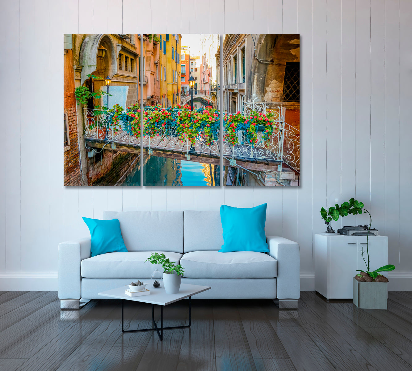 Venice Italy Canvas Print ArtLexy 3 Panels 36"x24" inches 