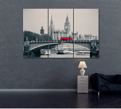 Lambeth Bridge with Red Bus London Canvas Print ArtLexy 3 Panels 36"x24" inches 