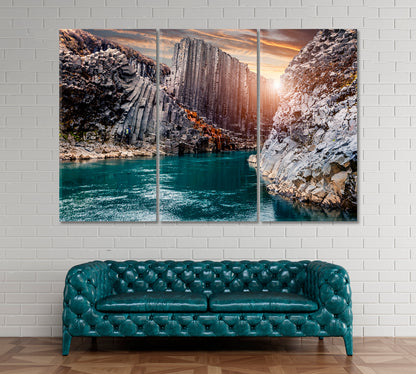Studlagil Canyon Nature Landscape of Iceland Canvas Print ArtLexy 3 Panels 36"x24" inches 