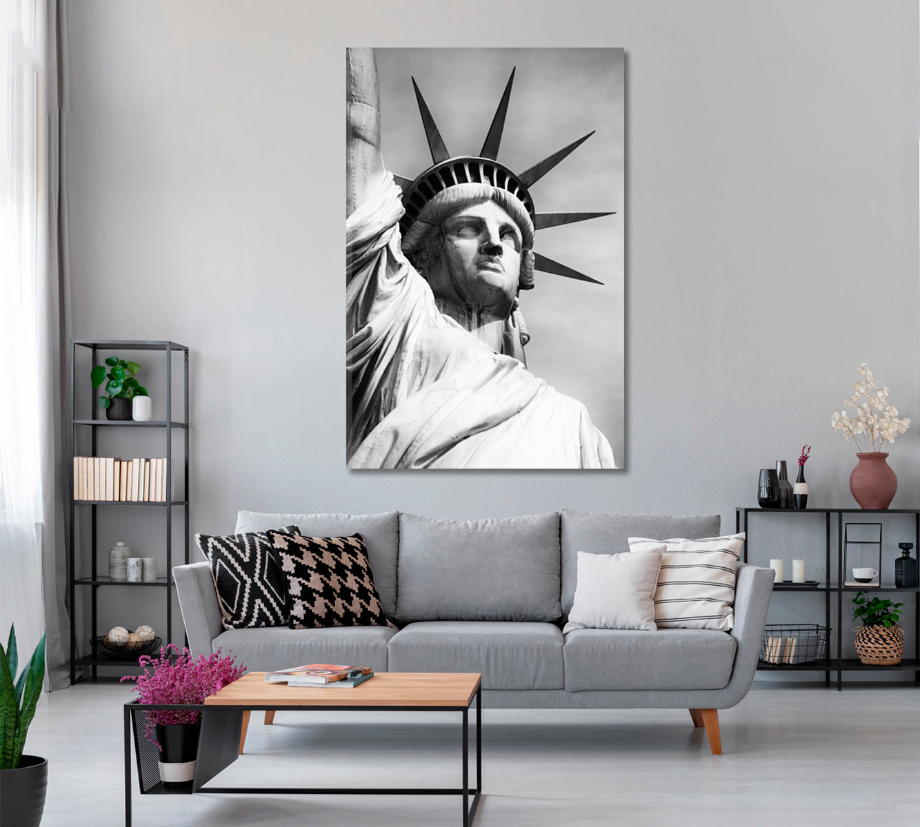 Statue of Liberty in Black and White Canvas Print ArtLexy 1 Panel 16"x24" inches 