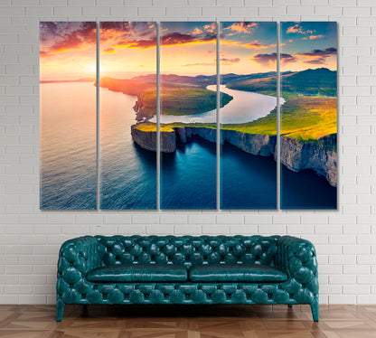 Lake Sorvagsvatn Over Ocean Faroe Islands Canvas Print ArtLexy 5 Panels 36"x24" inches 
