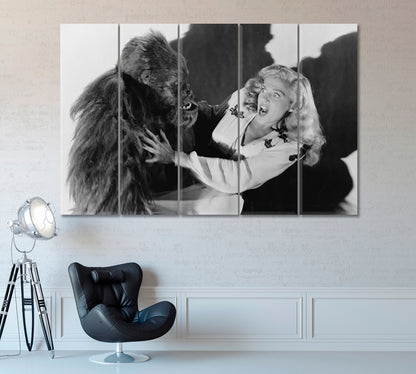 Retro Snapshot Terrified Woman Attacked by Gorilla Canvas Print ArtLexy 5 Panels 36"x24" inches 