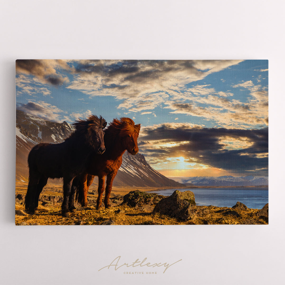 Icelandic Horses Canvas Print ArtLexy   