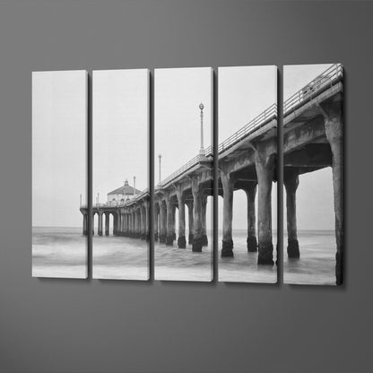 Manhattan Beach Pier in Black and White Canvas Print ArtLexy 5 Panels 36"x24" inches 