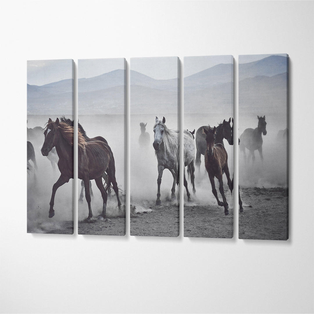 Herd of Wild Horses in Desert Canvas Print ArtLexy 5 Panels 36"x24" inches 