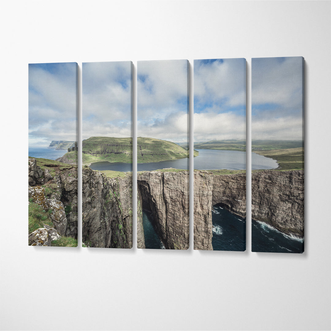 Sorvagsvatn (Lake Over Ocean) Faroe Islands Canvas Print ArtLexy 5 Panels 36"x24" inches 